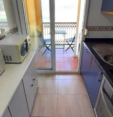 Apartman Primera Linea Con Vistas Al Mar, Piscina Y Parking